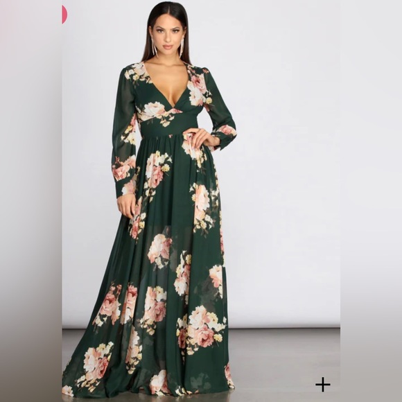 Windsor Dresses & Skirts - EUC ❤️‍🔥 Chiffon Floral Maxi